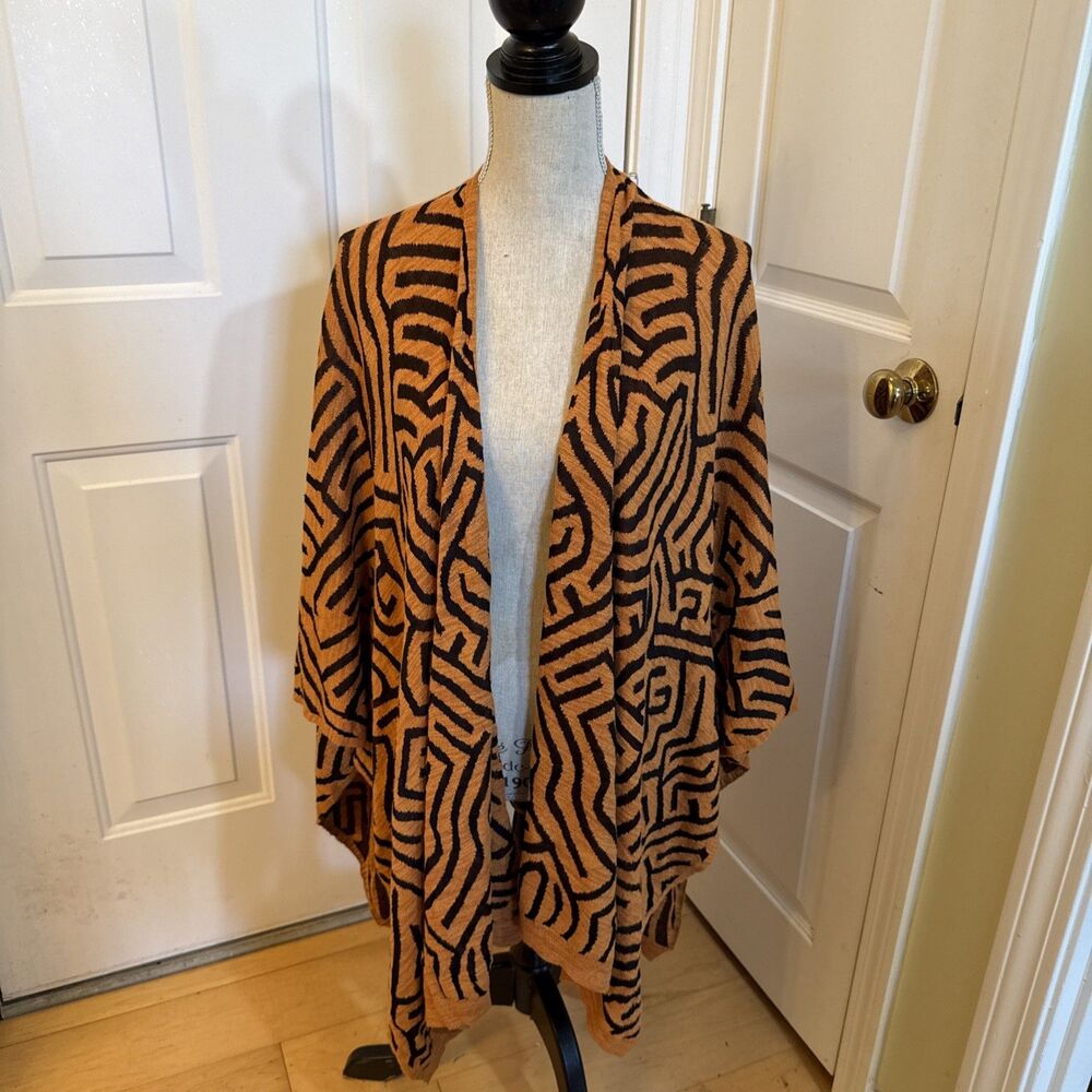 GEOMETRIC WRAP sandro paris cardigan one size poncho wrap rust orange & black